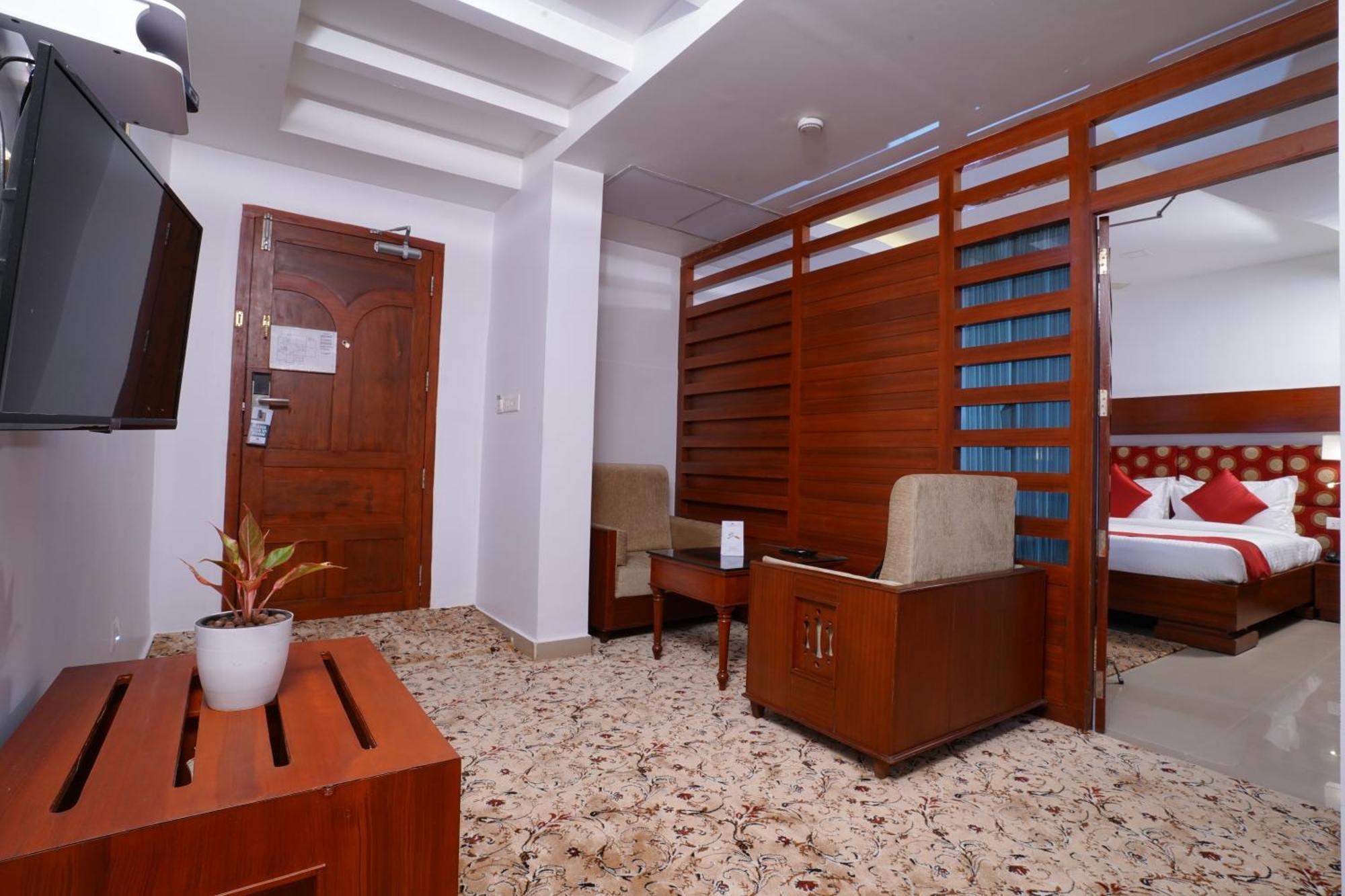 Empire Residency Ξενοδοχείο Tiruvalla Εξωτερικό φωτογραφία